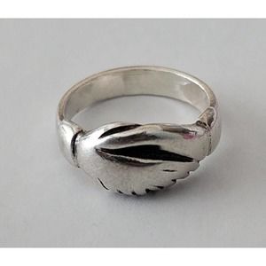 James Avery Sterling Silver Handshaking Ring Size 3
